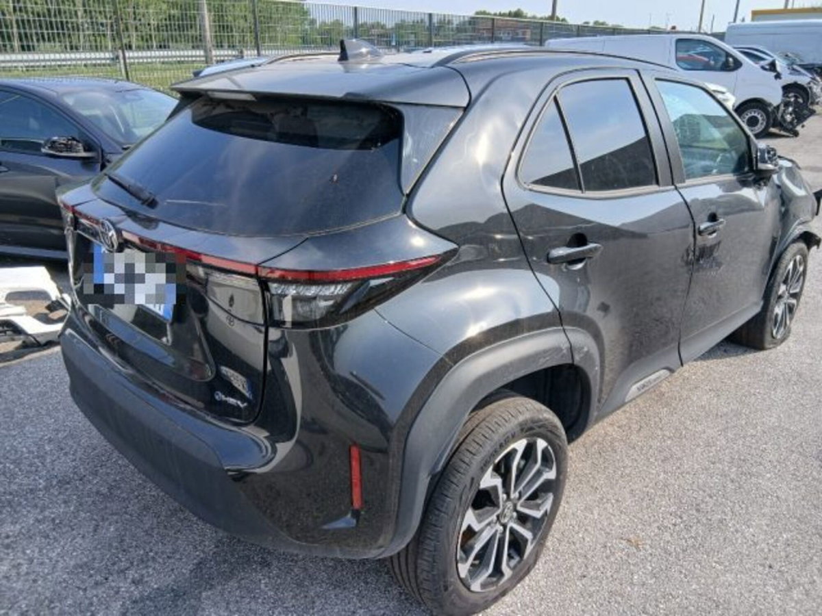 Toyota Yaris Cross 1.5 Hybrid 5p. E-CVT Premiere (11)