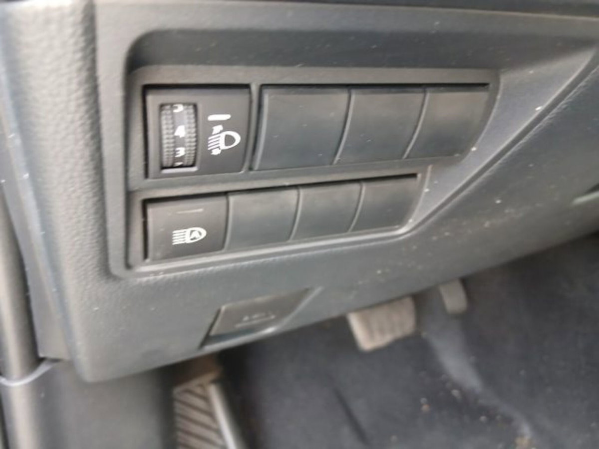 Toyota Yaris Cross 1.5 Hybrid 5p. E-CVT Premiere (16)