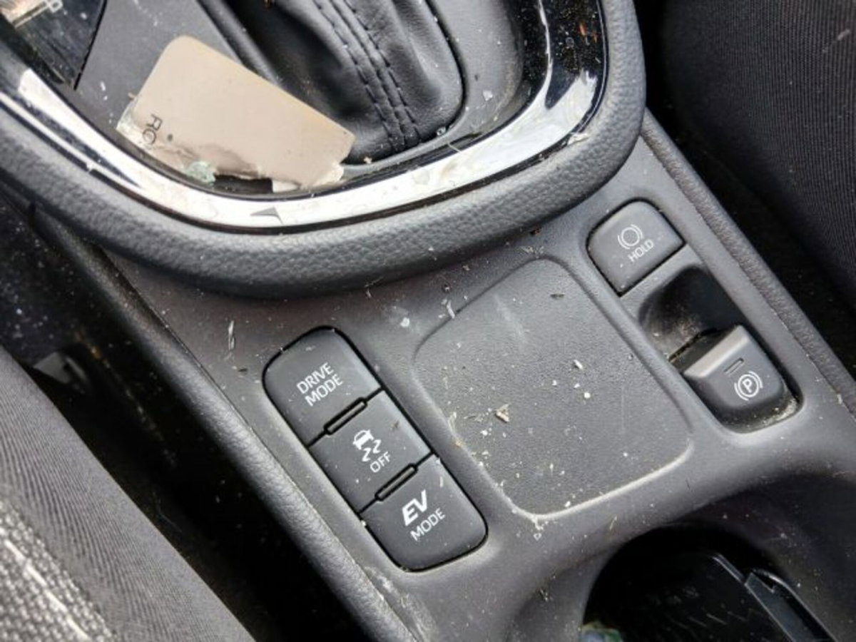Toyota Yaris Cross 1.5 Hybrid 5p. E-CVT Premiere (17)