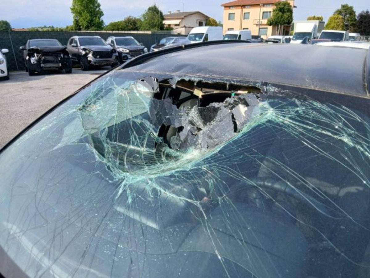 Toyota Yaris Cross 1.5 Hybrid 5p. E-CVT Premiere (4)
