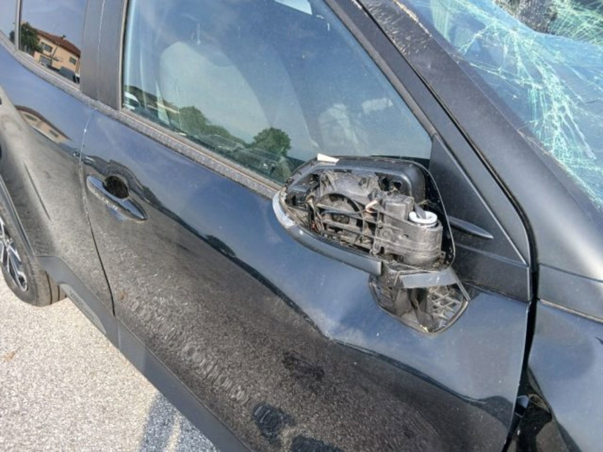 Toyota Yaris Cross 1.5 Hybrid 5p. E-CVT Premiere (9)