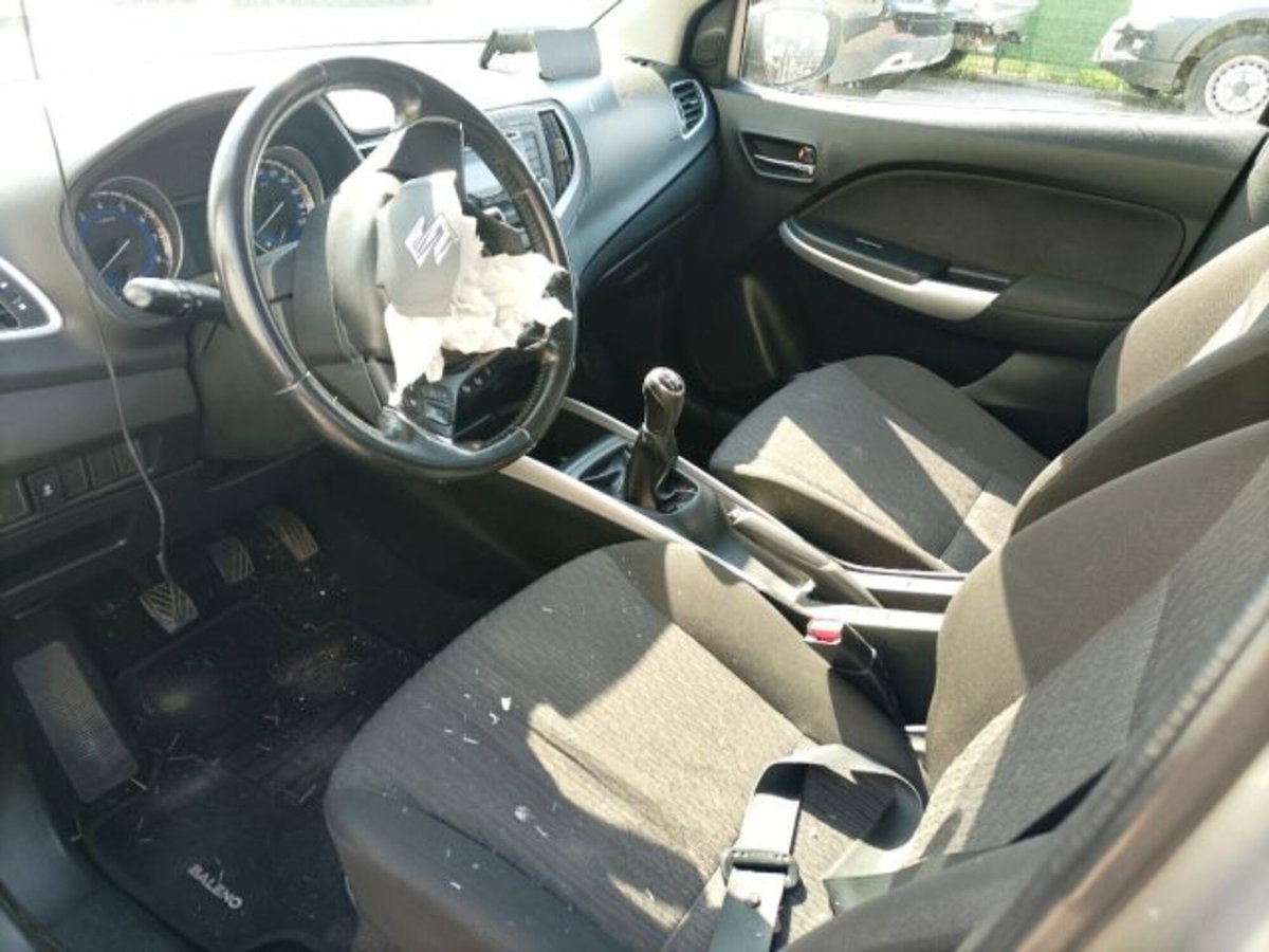 Suzuki Baleno 1.2 Dualjet Easy (11)