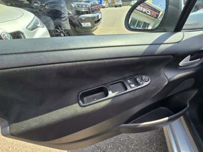 Peugeot 207 8V 75CV 5p. Access (10)