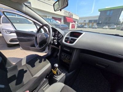Peugeot 207 8V 75CV 5p. Access (13)