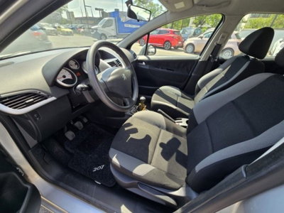 Peugeot 207 8V 75CV 5p. Access (8)