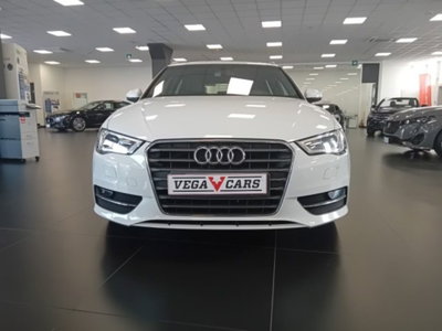 Audi A3 Sportback 1.2 TFSI S tronic Ambition (2)