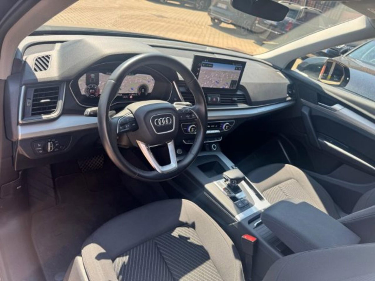 Audi Q5 40 TDI 204 CV quattro S tronic Business (20)
