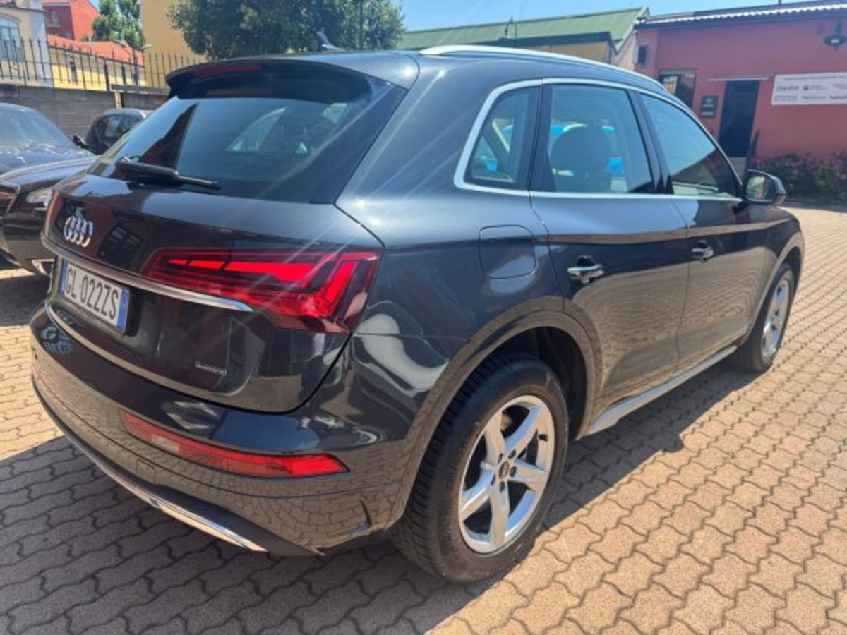 Audi Q5 40 TDI 204 CV quattro S tronic Business (5)