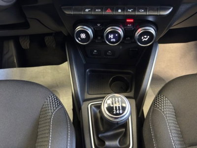 Dacia Duster 1.0 TCe GPL 4x2 Prestige Up (14)