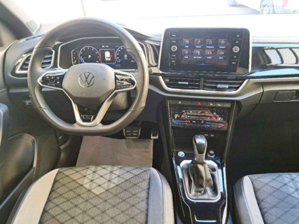 Volkswagen T-Roc 1.5 TSI ACT DSG Business BlueMotion Technology (6)