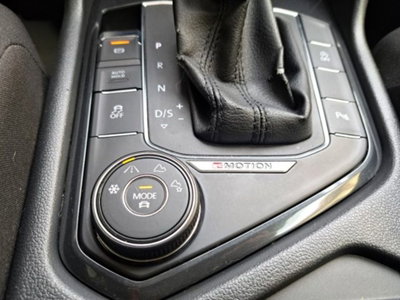 Volkswagen Tiguan 2.0 TDI SCR 4MOTION Executive BlueMotion Technology (12)