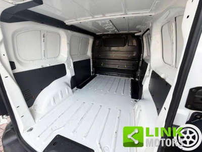 Peugeot Expert Furgone 2.0 BlueHDi 120 S&S PL-TN Furgone Premium Standard (18)