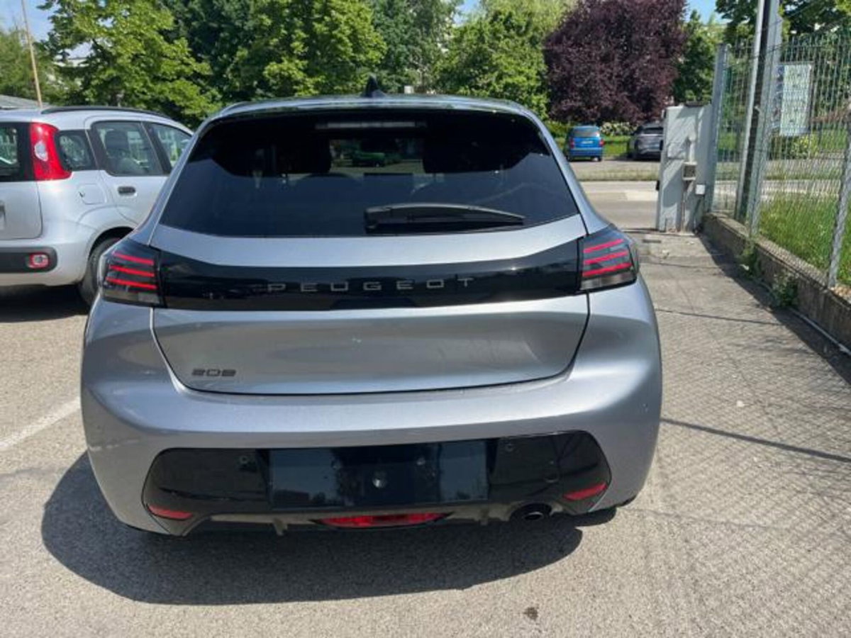 Peugeot 208 PureTech 100 Stop&Start 5 porte Allure (3)