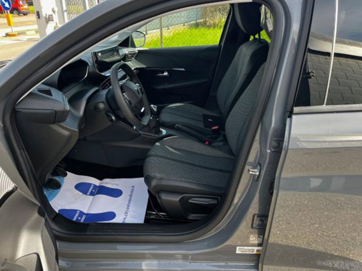 Peugeot 208 PureTech 100 Stop&Start 5 porte Allure (9)
