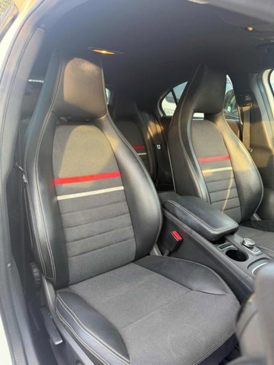 Mercedes-Benz Classe A 180 CDI Premium (18)