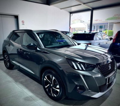 Peugeot 2008 BlueHDi 130 S&S EAT8 GT Pack (6)