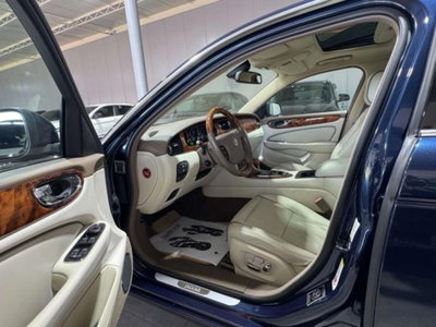Jaguar XJ 2.7 D V6 cat LWB Sovereign (11)