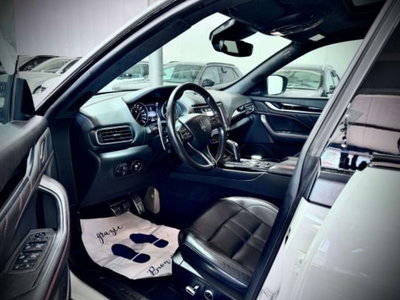 Maserati Levante Levante 3.0 V6 Modena Ultima 430cv auto (11)