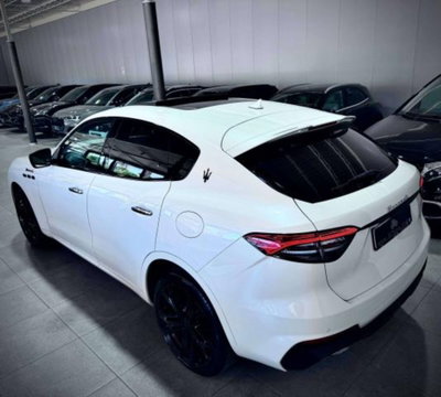 Maserati Levante Levante 3.0 V6 Modena Ultima 430cv auto (9)