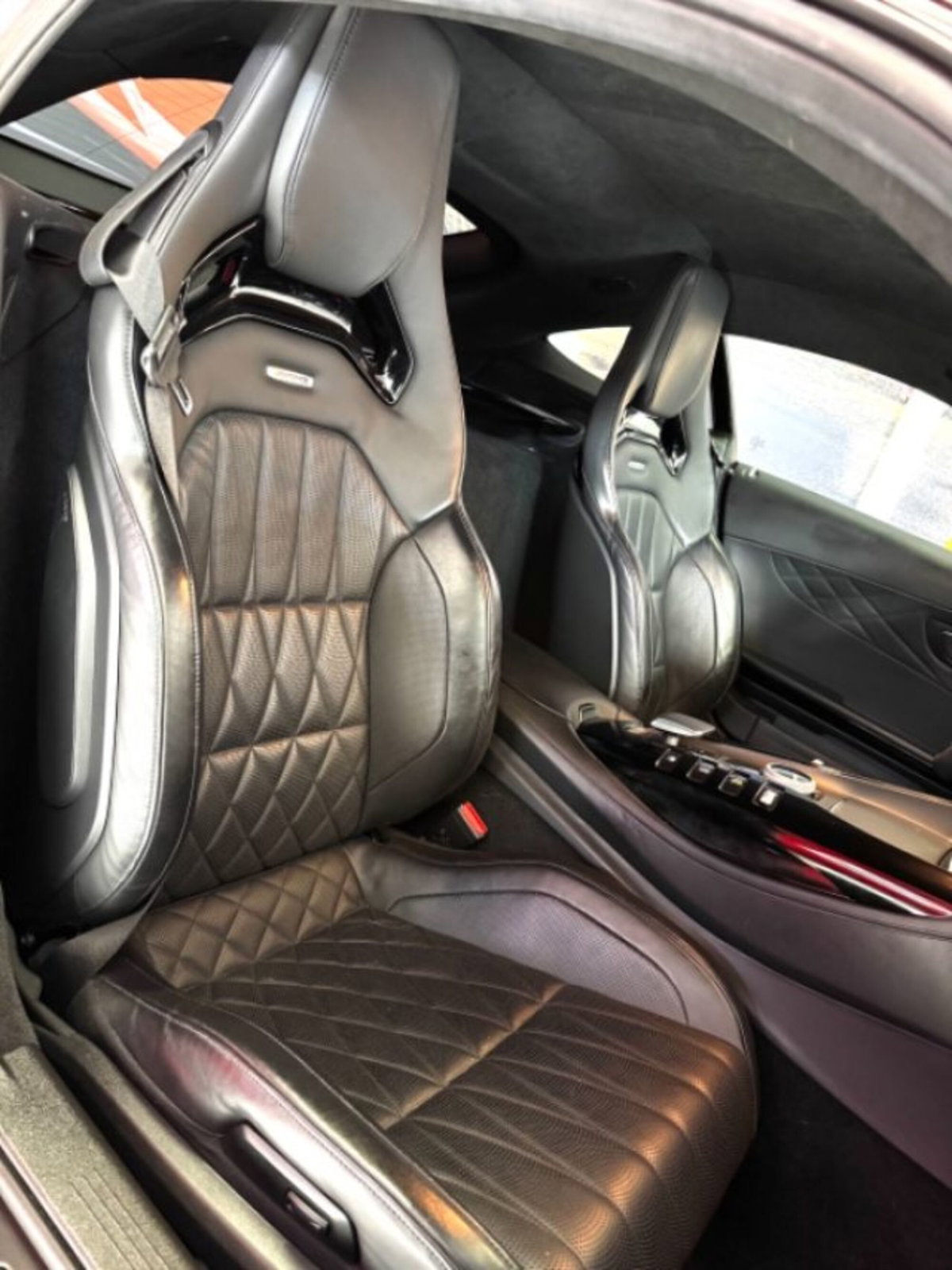 Mercedes-Benz Classe GT Coupé GT Night Edition (17)