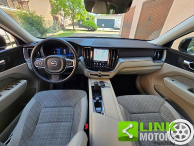 Volvo XC60 B4 (d) AWD automatico Core N1 (5)