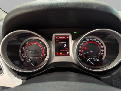 Fiat Freemont 2.0 Mjt 170 CV 4x4 Automatica Lounge (9)