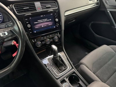 Volkswagen Golf Variant 1.6 TDI 115 CV DSG Executive BlueMotion Tech. (11)