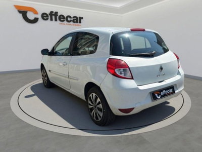 Renault Clio 1.2 16V 5 porte GPL Dynamique (4)