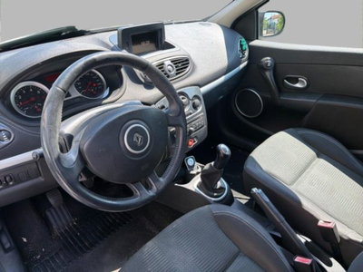 Renault Clio 1.2 16V 5 porte GPL Dynamique (7)