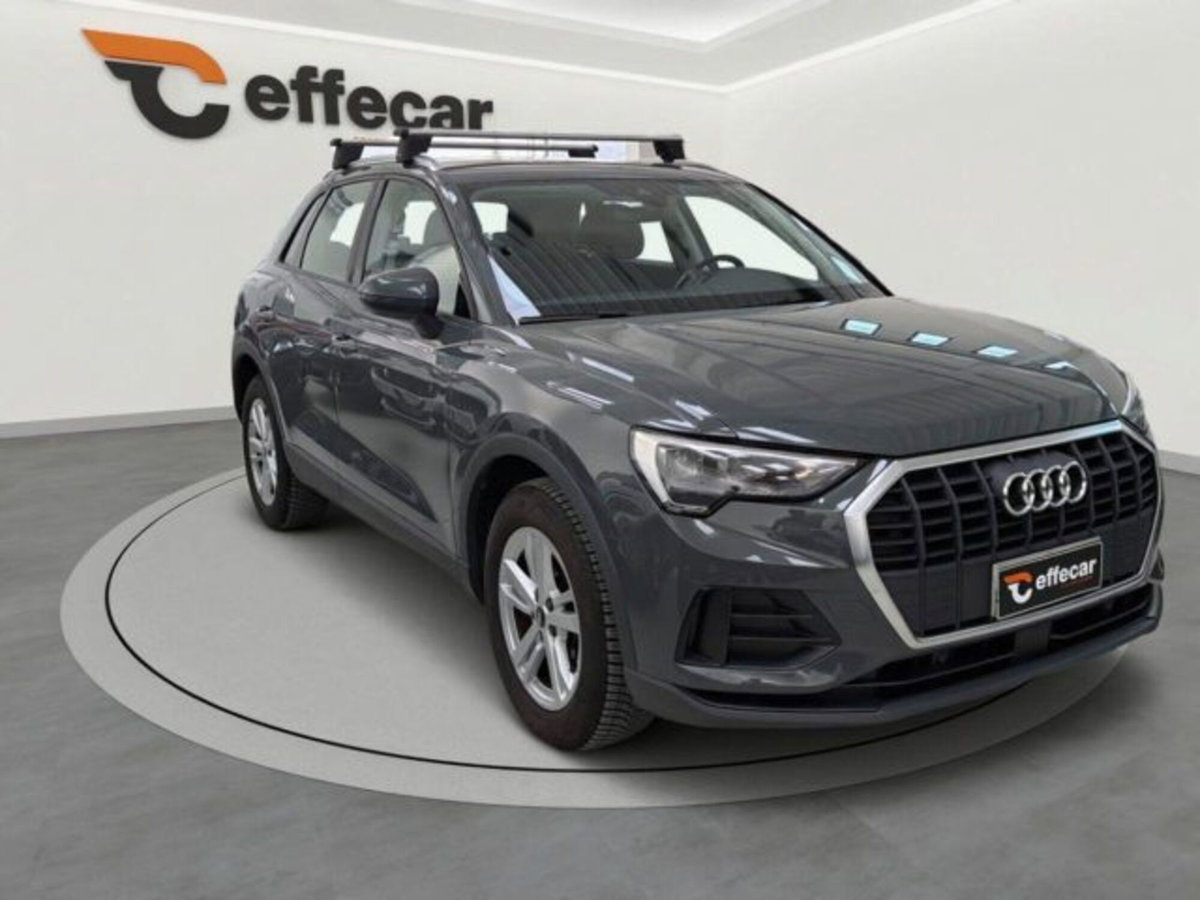Audi Q3 35 TDI quattro S tronic Business (3)