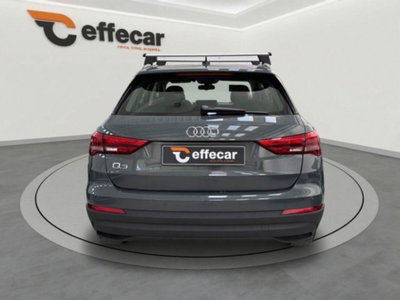 Audi Q3 35 TDI quattro S tronic Business (5)