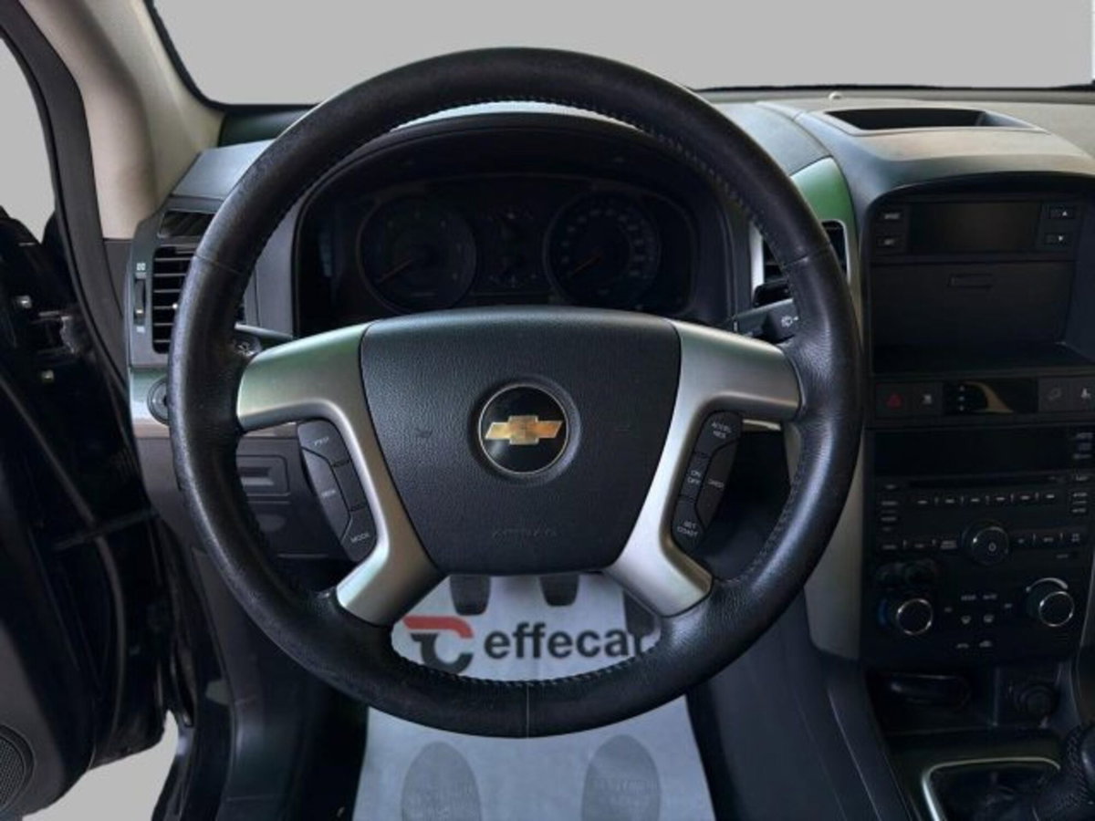 Chevrolet Captiva 2.0 VCDi 2WD (8)