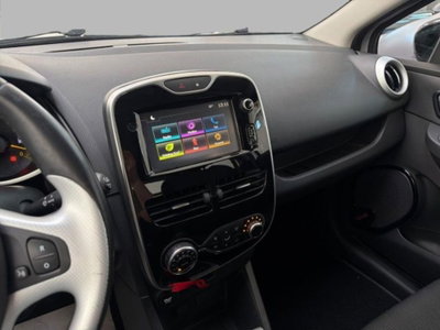 Renault Clio dCi 8V 90 CV EDC 5 porte Duel2 (10)