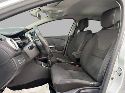 Renault Clio dCi 8V 90 CV EDC 5 porte Duel2 (12)