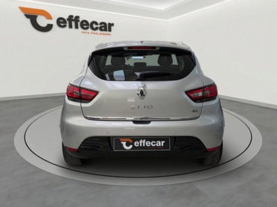 Renault Clio dCi 8V 90 CV EDC 5 porte Duel2 (5)