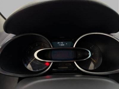 Renault Clio dCi 8V 90 CV EDC 5 porte Duel2 (9)