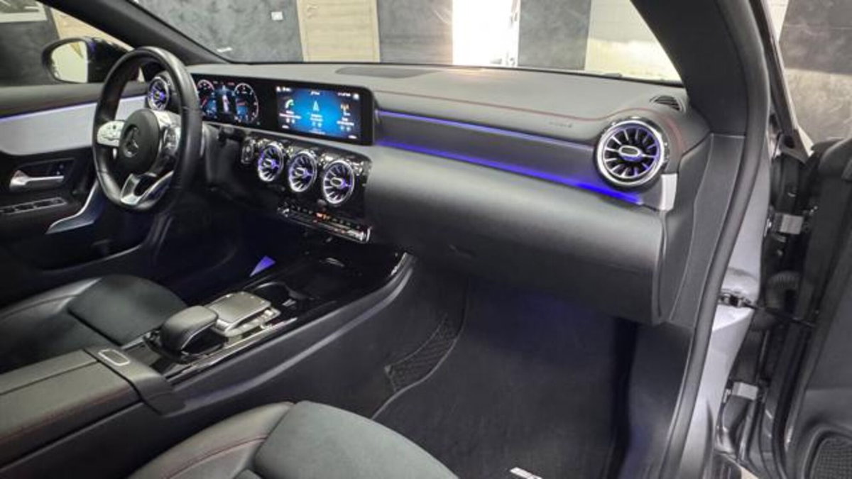 Mercedes-Benz CLA Shooting Brake 200 d Automatic 4Matic Shooting Brake Premium (10)