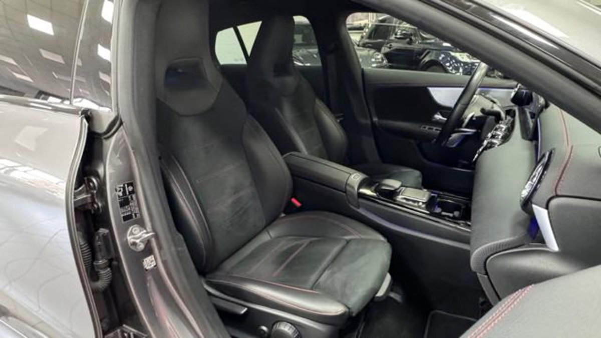 Mercedes-Benz CLA Shooting Brake 200 d Automatic 4Matic Shooting Brake Premium (11)