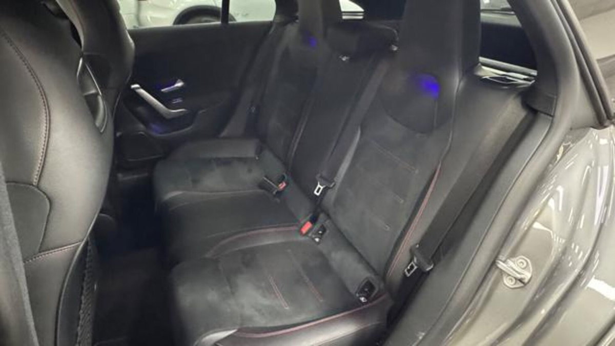 Mercedes-Benz CLA Shooting Brake 200 d Automatic 4Matic Shooting Brake Premium (14)