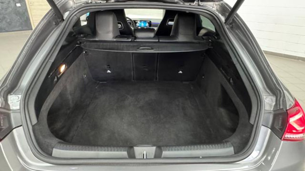 Mercedes-Benz CLA Shooting Brake 200 d Automatic 4Matic Shooting Brake Premium (15)