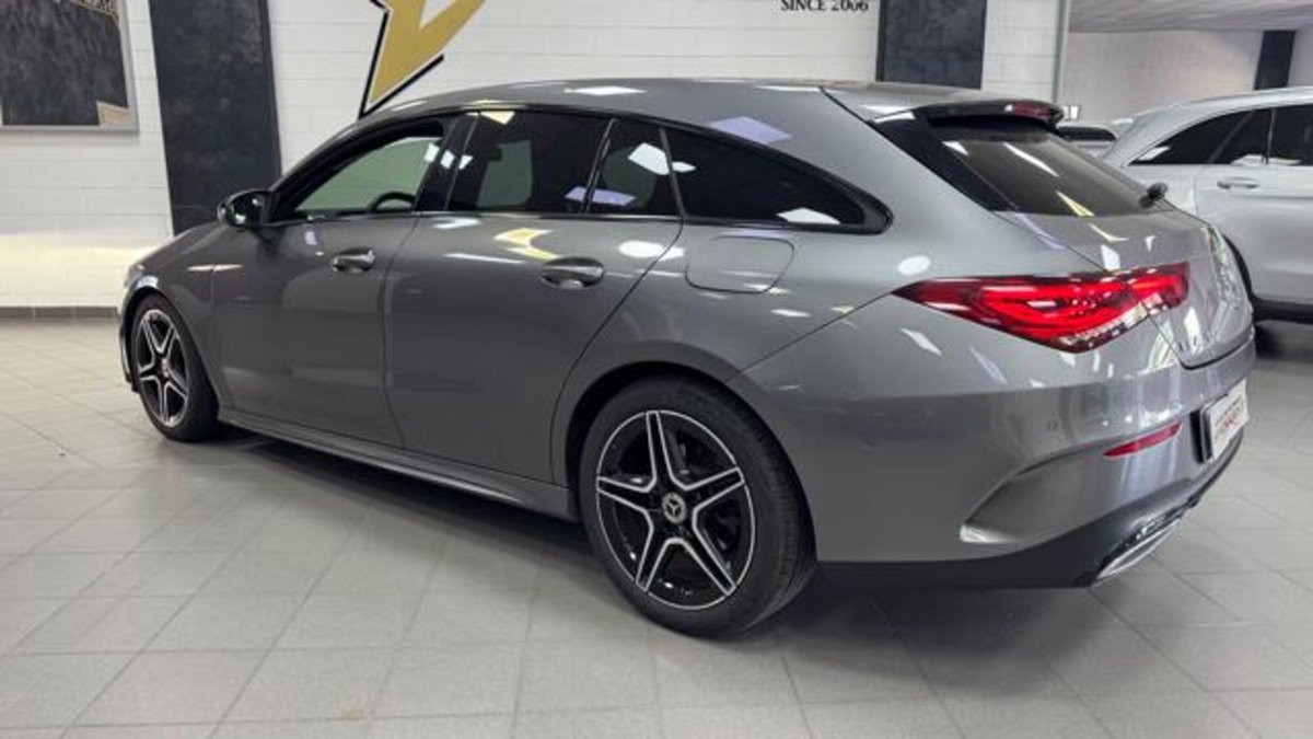 Mercedes-Benz CLA Shooting Brake 200 d Automatic 4Matic Shooting Brake Premium (4)