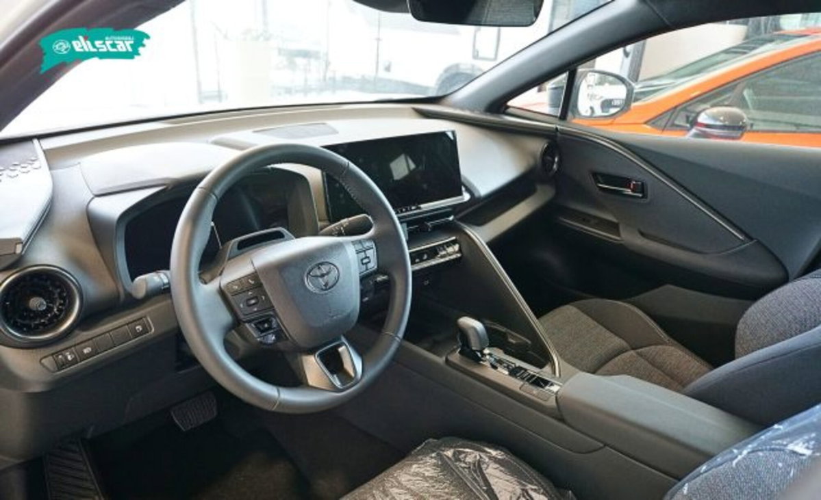 Toyota Toyota C-HR 1.8 hv Lounge fwd e-cvt (5)