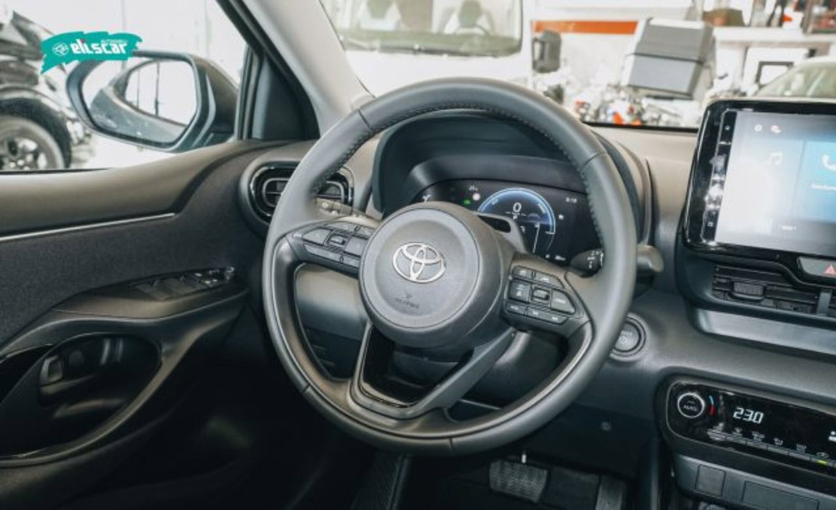 Toyota Yaris Cross 1.5 Hybrid 5p. E-CVT Premiere (8)