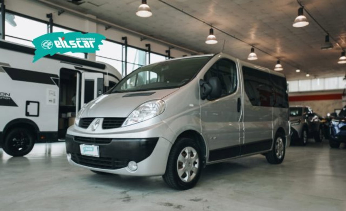 Renault Trafic Furgone T27 2.0 dCi/115 PC-TN Passenger Comfort DPF QS (2)