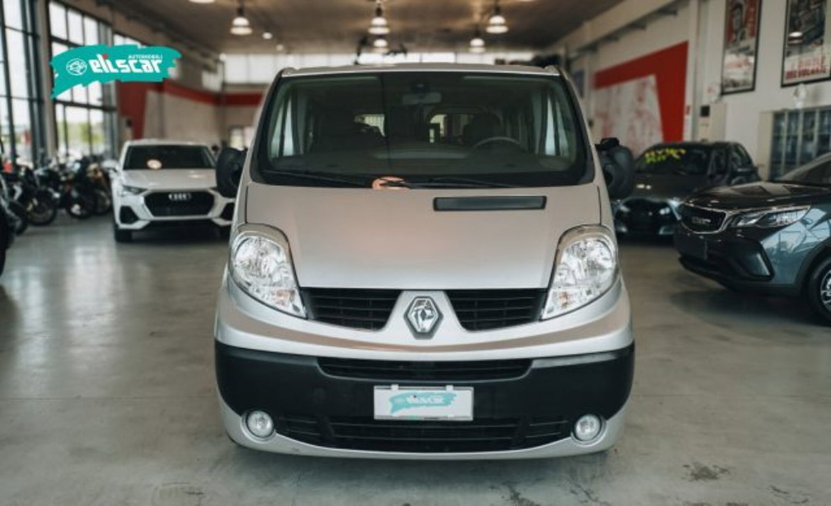 Renault Trafic Furgone T27 2.0 dCi/115 PC-TN Passenger Comfort DPF QS (3)