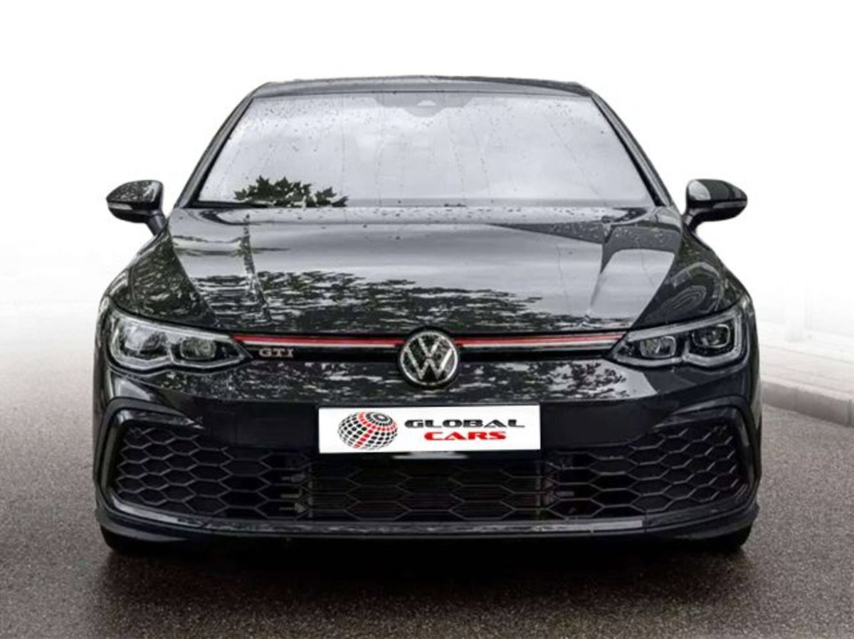 Volkswagen Golf 2.0 tsi GTI MT Ultimate 245cv (2)