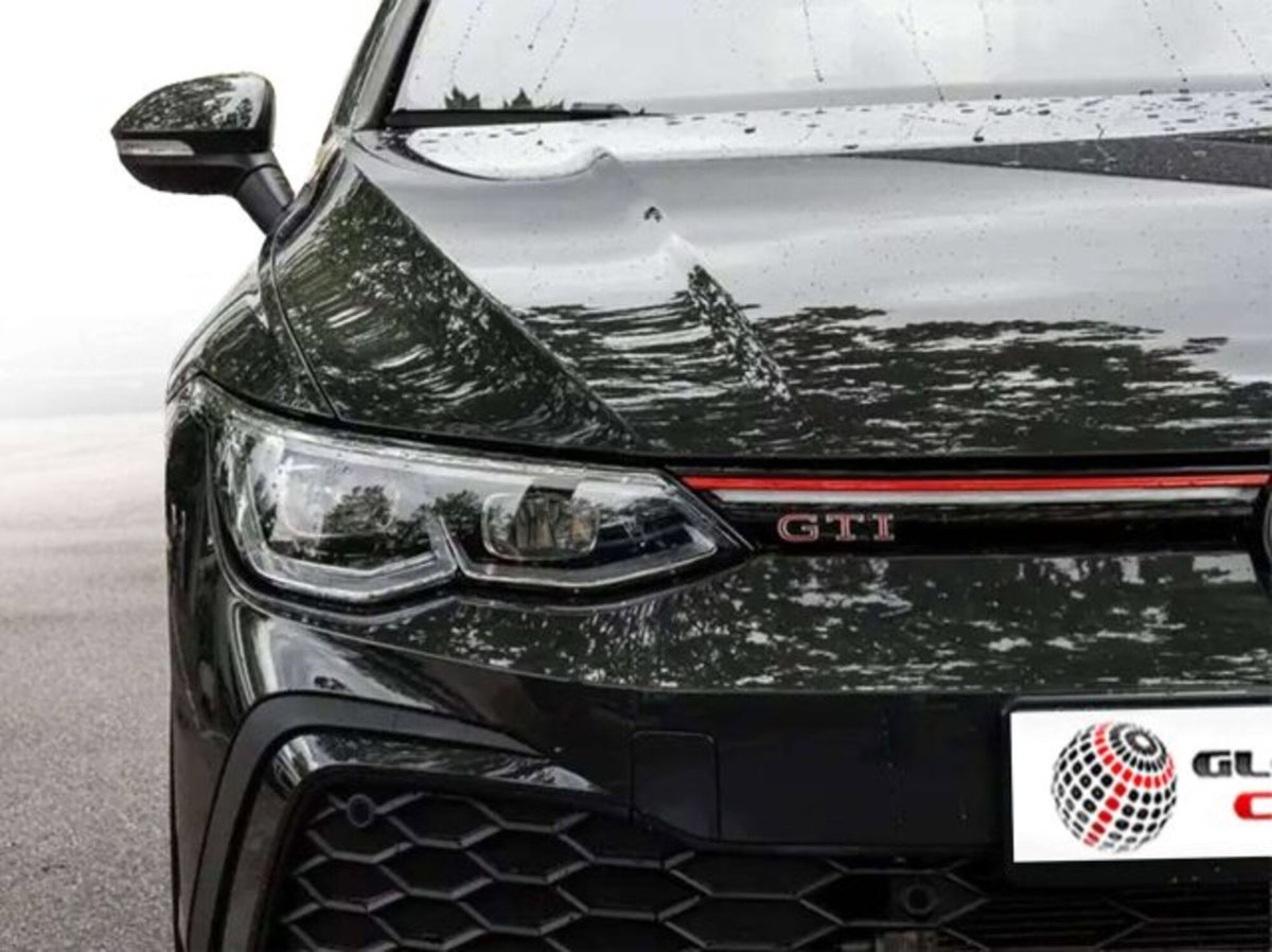 Volkswagen Golf 2.0 tsi GTI MT Ultimate 245cv (3)