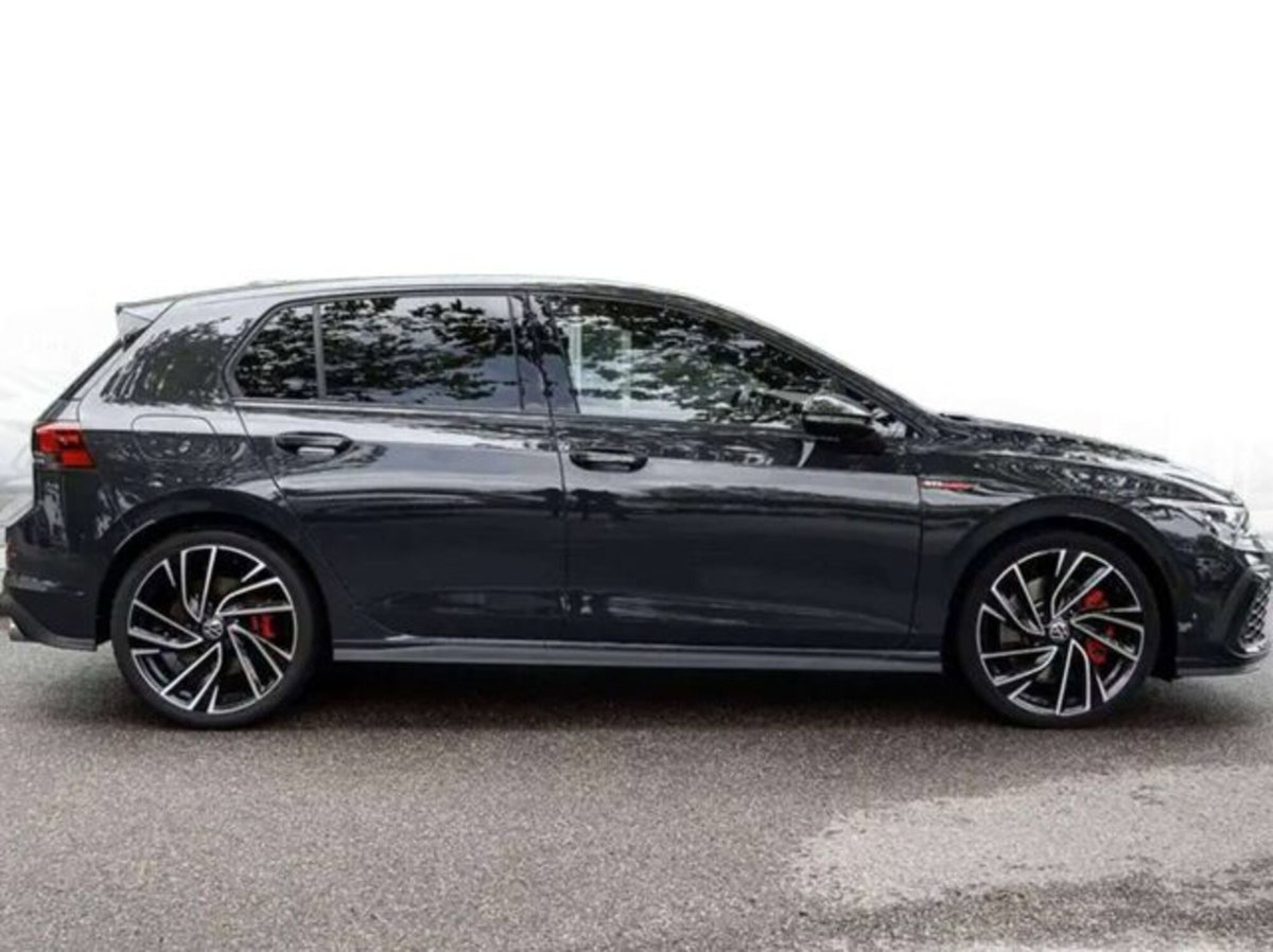 Volkswagen Golf 2.0 tsi GTI MT Ultimate 245cv (4)
