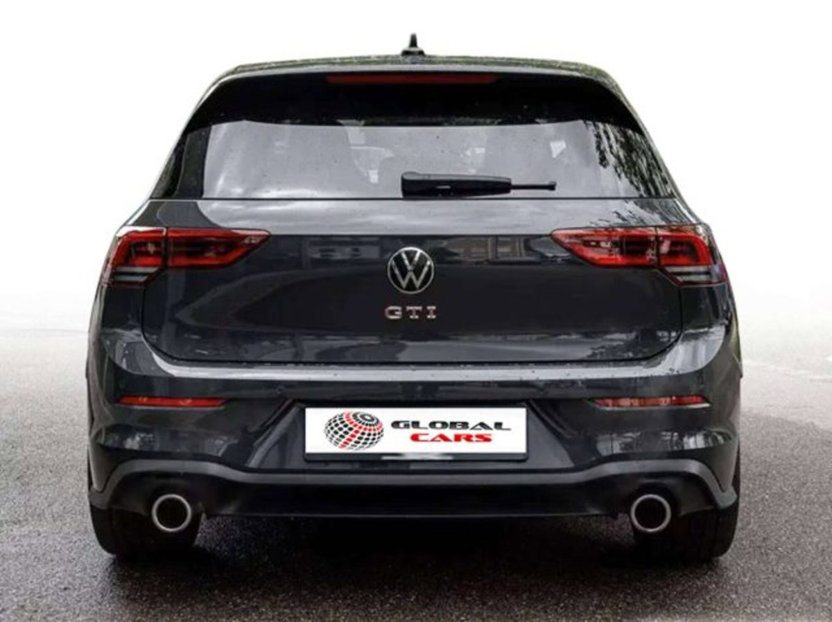 Volkswagen Golf 2.0 tsi GTI MT Ultimate 245cv (6)