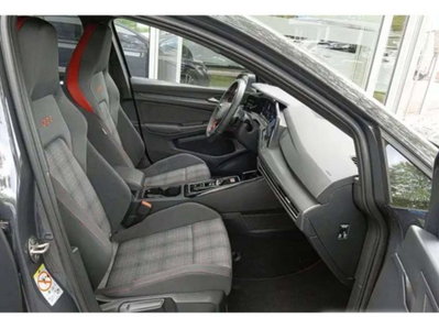 Volkswagen Golf 2.0 tsi GTI MT Ultimate 245cv (8)